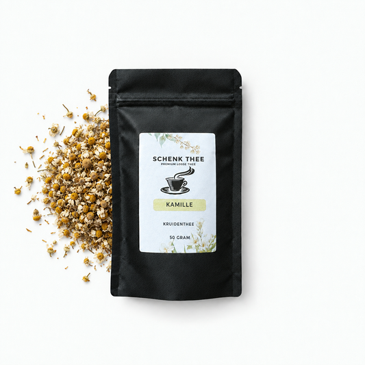 Schenk Thee Kamille verpakking 50 gram met gedroogde kamillebloesems